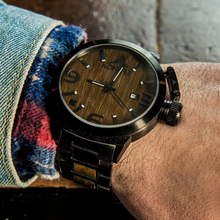 Load image into Gallery viewer, Karbon  Black Matte Stainless + Green Sandalwood - Konifer Watch